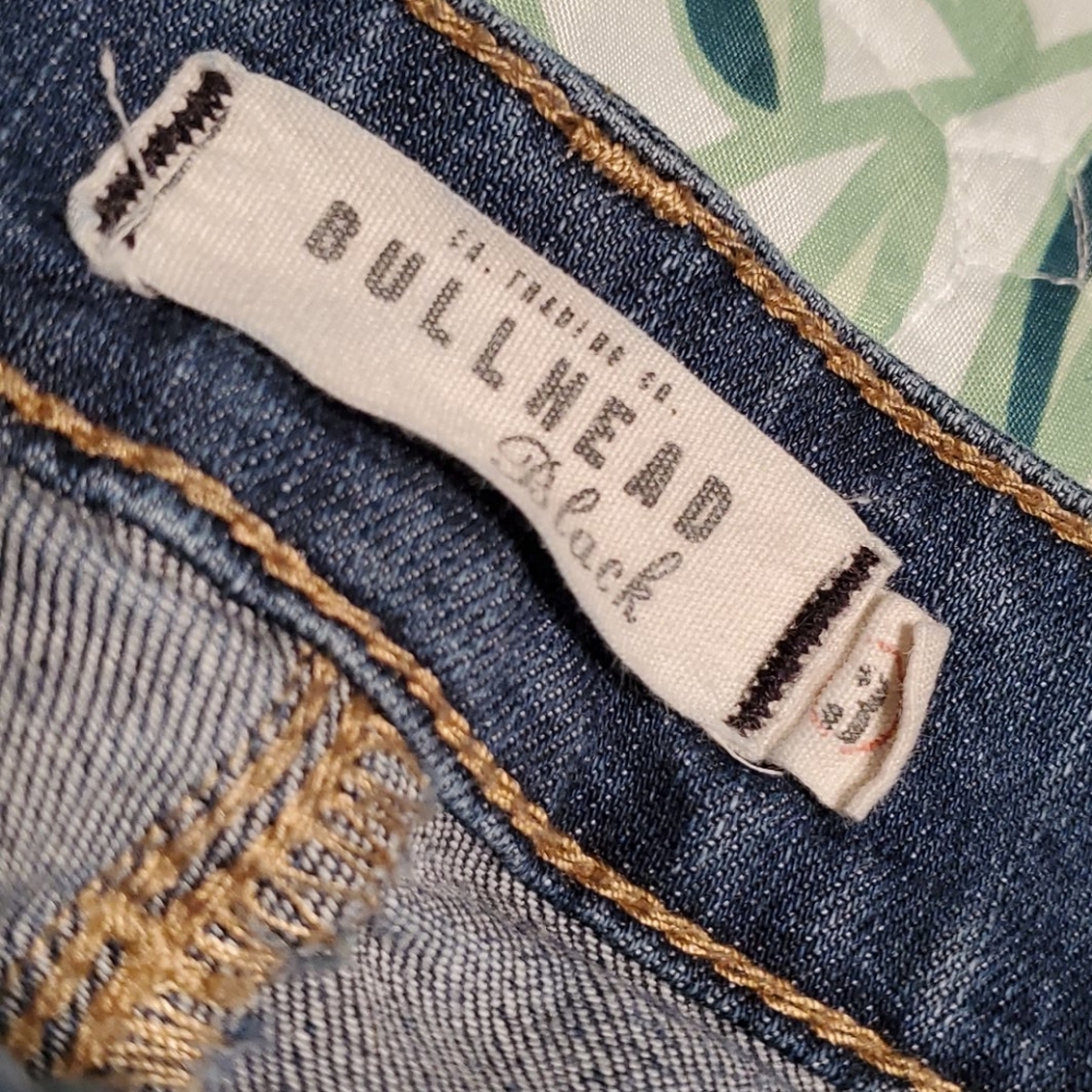 Bullhead Jeans - Picture 4 of 8